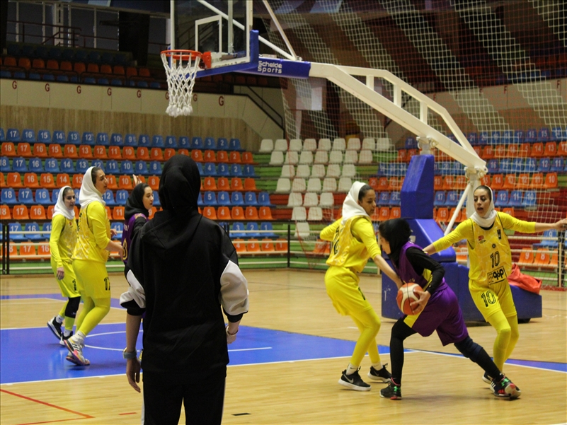 مسابقات لیگ دسته یک بانوان در تبریز